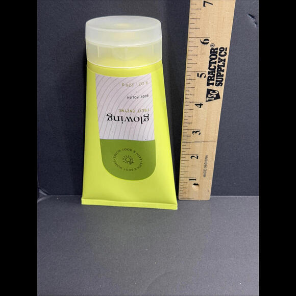 Bath & Body Works GLOWING FRUIT ENZYME Body Scrub 8oz - Picture 4 of 5